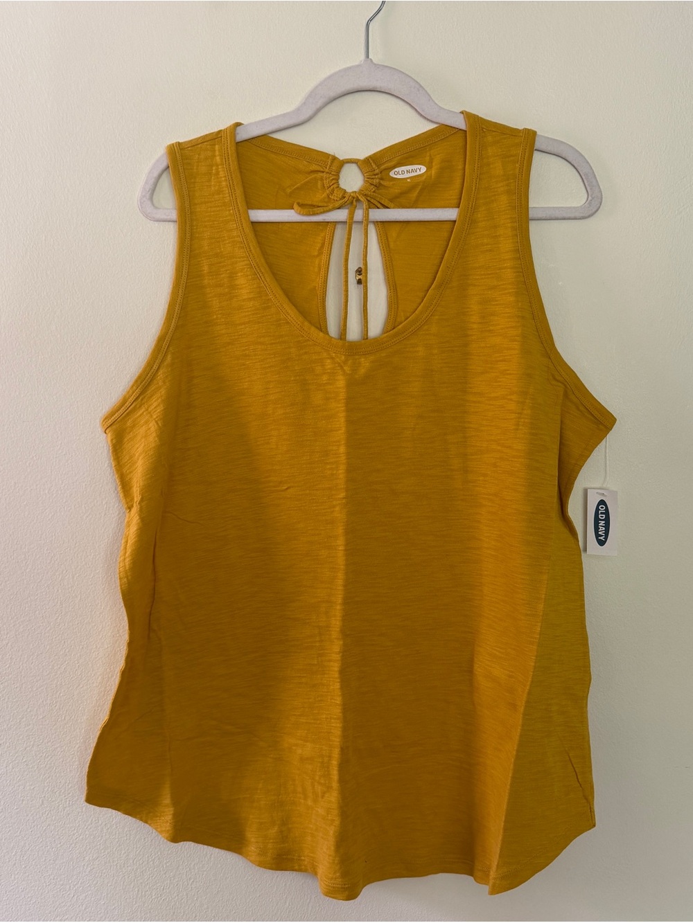 Old Navy | Scoop Neck Tank with Back Keyhole | NWT